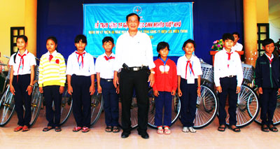 40 bicycles offered to ethnic minority students