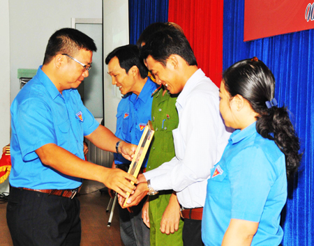 Closing ceremony for 2015 summer campaign