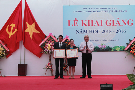 Nha Trang Vocational Tourism College opens new school year