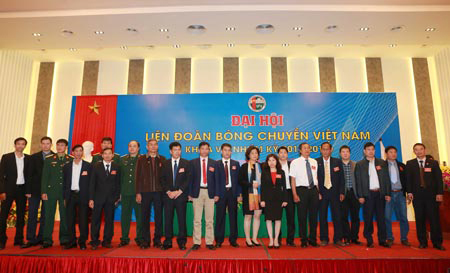 Sanest Khanh Hoa honored at congress of Vietnam Volleyball Federation