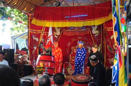 Precious and scarce documents in Cam Binh Commune proclaimed