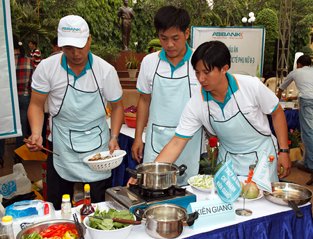Women's Day cooking contest