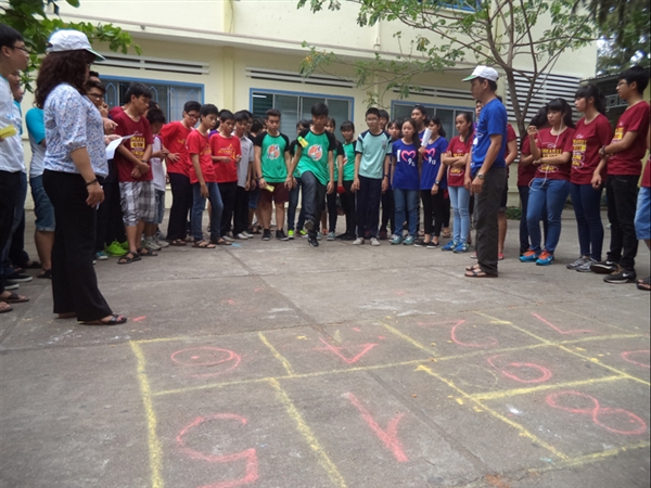 Thai Nguyen School celebrates Youth Union anniversary