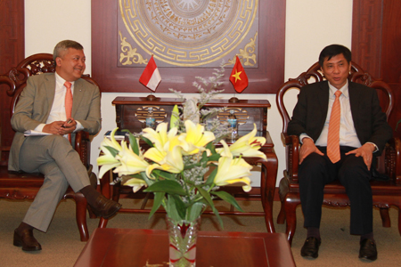 Indonesian Ambassador visits Khanh Hoa