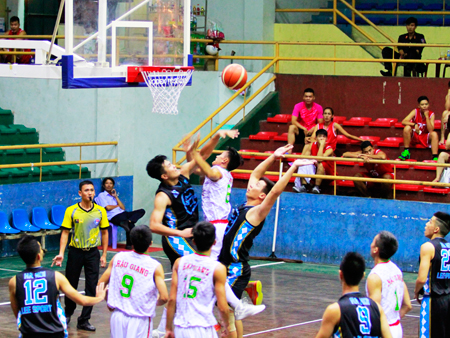  Game between Hanoi and Hau Giang.