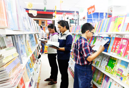 School-book and school-thing market: Many promotions, rise in purchase