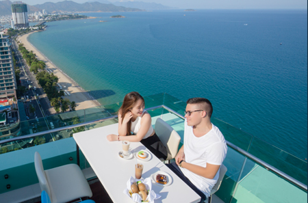 Special breakfast at Altitude