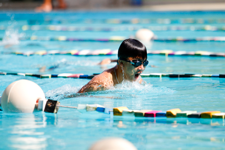 Nha Trang City summer swimming tournament for teenagers and children: useful playground