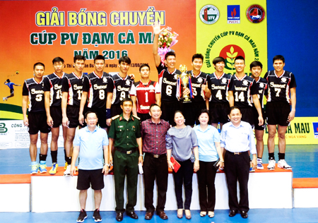 Sanest Khanh Hoa, winner of PV Dam Cam Mau Cup 2016.