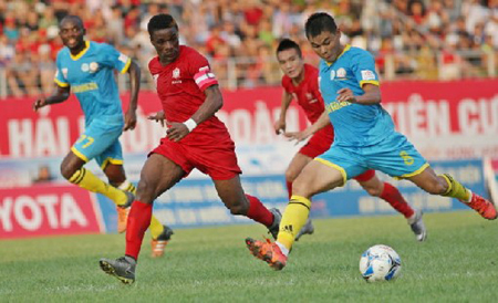 Sanna Khanh Hoa- Bien Viet Nam wins over current leading team