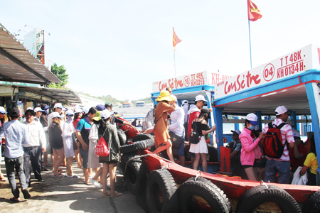 Over 36,000 tourists come to Khanh Hoa on National Day holiday