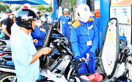 Retail petroleum prices increase