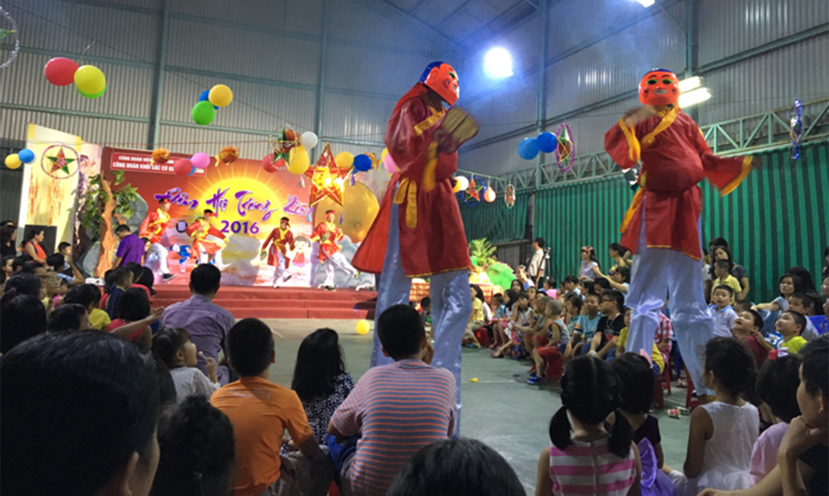 Moon Festival celebration for 300 kids