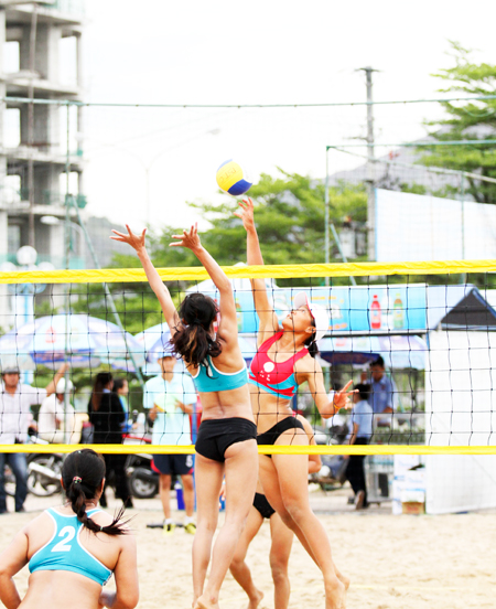 Promoting socialization of sports