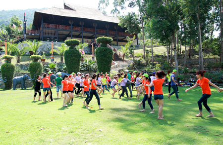 Many promotions at tourist spots in Nha Trang