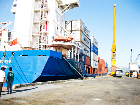 Cam Ranh Port over 25 years of development