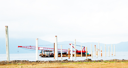 Wharf in he  south of Van Phong in progress