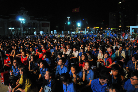 Program attracts over 2,500 Youth Union members and young people.