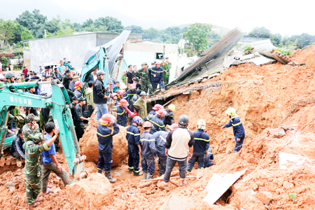 VND29m offered to landslide victims