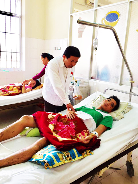 Ha Nam Red Cross donated VND100m flood aid