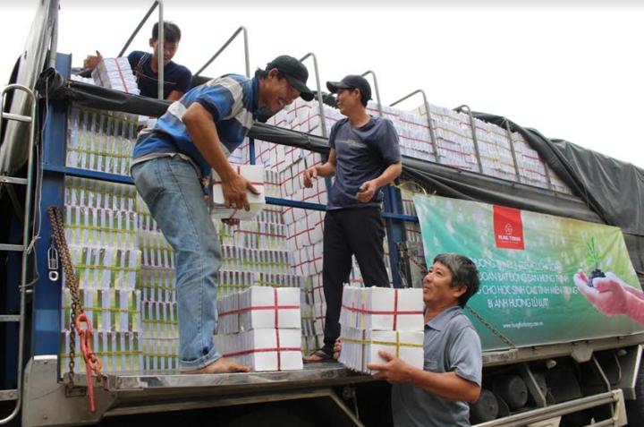 500,000 notebooks offered to students