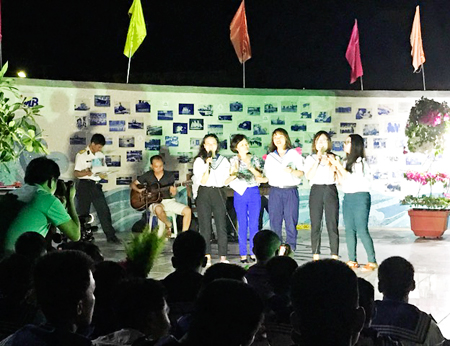 New Year musical show on the Namyit Island