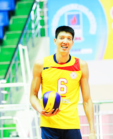 Khanh Hoa's volleyball: conquering the peak