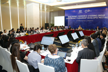 7 APEC fora continue fifth working day