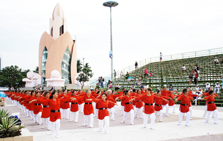 Morning exercise will be included in Khanh Hoa’s 2017 province-level Sports Festival.