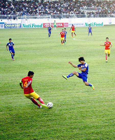 Sanna Khanh Hoa-Bien Vietnam wins away game