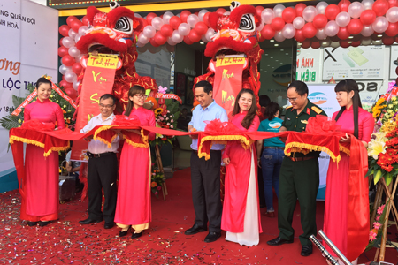 Opening ceremony of the new store