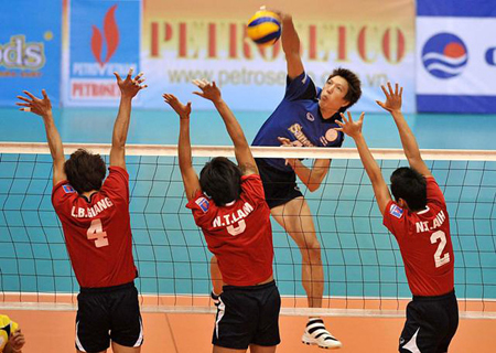 Sanest Khanh Hoa wins opening match of National Volleyball Championship 2017