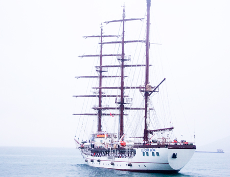 Le Quy Don 286 Sailing Ship departs for Philippines and Brunei
