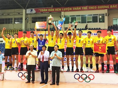 Sanest Khanh Hoa wins second Hung Vuong Cup