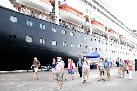 Khanh Hoa intensifies attracting tourists from Europe and America