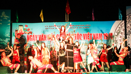 Khanh Hoa responds to Vietnamese Ethnic Groups Cultural Day
