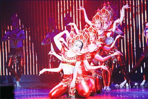 “Charming Vietnam” dance.