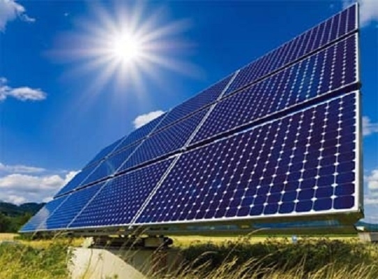 Agrees on policy for solar power project in Van Ninh