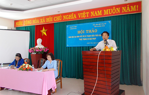 Workshop on family education for adolescents