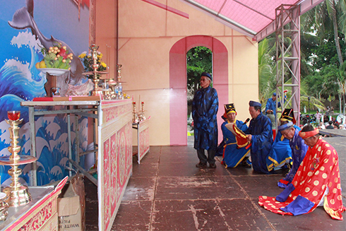 Main part of ceremony takes place in model of Nam Hai Tomb.