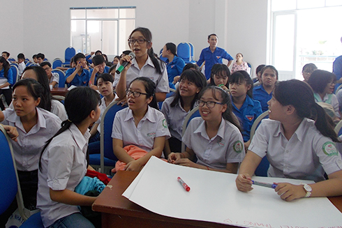 150 join children's forum