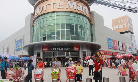 Promotions at Lotte Mart on Vietnamese Family Day occassion