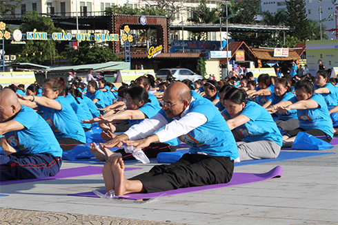 Indian Consul performing yoga.