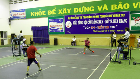 Nha Trang holds badminton team tournament – 999 Tien Loi Cup