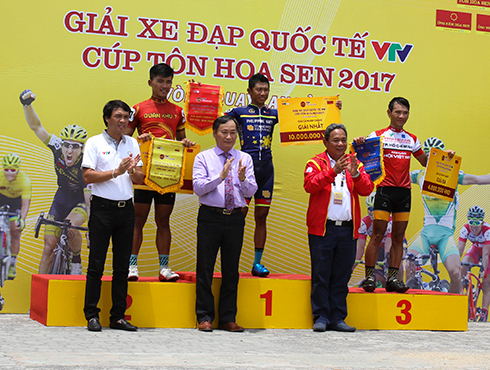 Winners of 11th stage