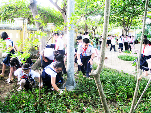 Raising students' dengue prevention awareness