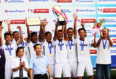 Da Nang retains championship title.