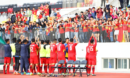 Vietnam U-19 seal a spot in AFC U-19 Championship 2018 finals