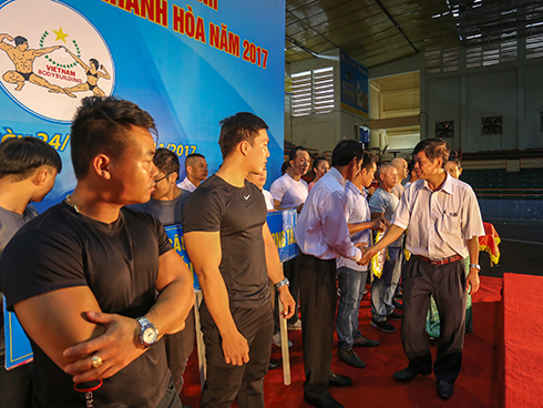 Khanh Hoa's bodybuilding club championship joined by nine teams