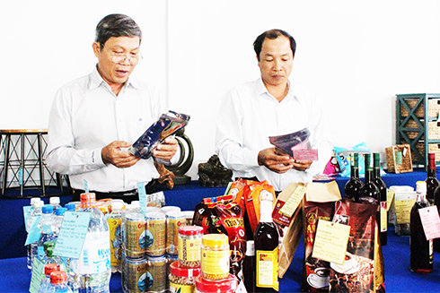 Typical rural industrial products selected and honored